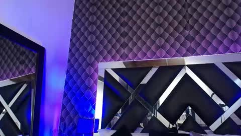 victtoria lee online show from November 29, 7:06 pm