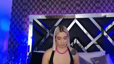 victtoria lee online show from March 28, 12:43 am