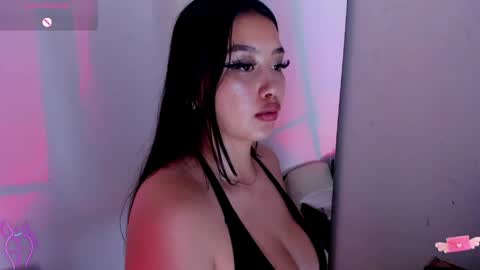 Snapshot of viioleett_cum chatting on May 20, 5:08 pm viioleett_cum online show from May 20, 5:08 pm
