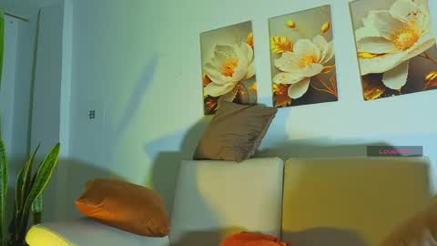 VIOLET  online show from April 17, 11:46 am