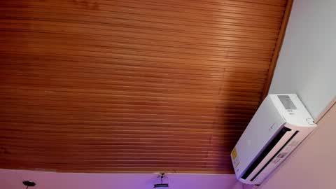 Viiolett online show from September 10, 7:36 pm