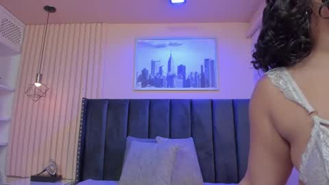 Viiolett online show from October 25, 8:36 pm