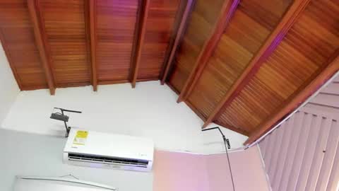 Viiolett online show from November 23, 12:16 pm