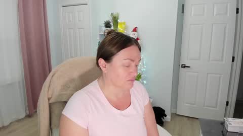 Ukrainian-woman online show from December 10, 12:49 pm