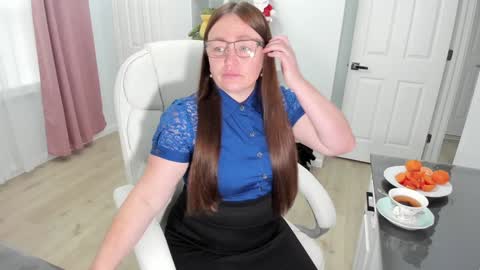 Ukrainian-woman online show from December 16, 3:11 pm