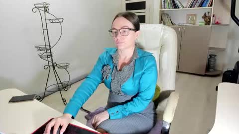 Ukrainian-woman online show from November 14, 4:22 am