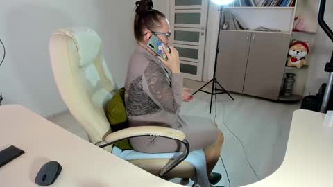 Ukrainian-woman online show from November 25, 11:32 am