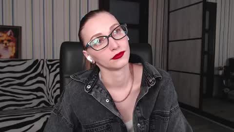 Vika online show from March 7, 8:11 pm