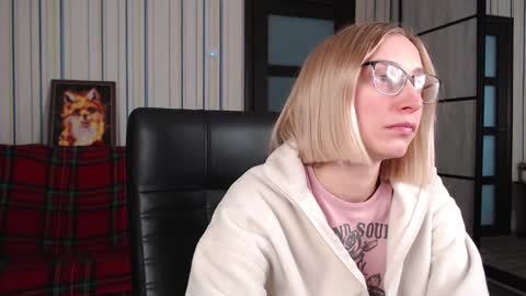 Vika online show from November 18, 7:57 am