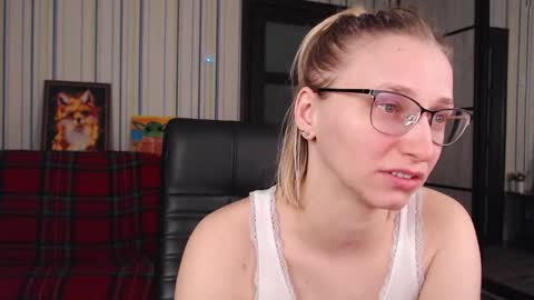 Vika online show from March 19, 6:56 pm