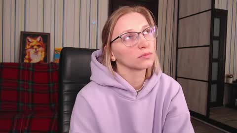 Vika online show from April 27, 5:44 pm