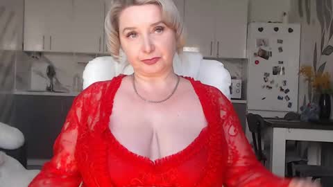 Vikaohair online show from April 22, 2:40 pm