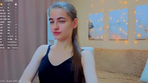 vikiberry online show from April 16, 5:41 am