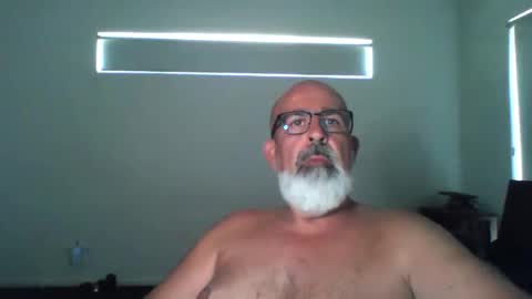 Snapshot of viking666aaa chatting on February 19, 3:24 am Viking666 here to play not to pay ladies online show from February 19, 3:24 am