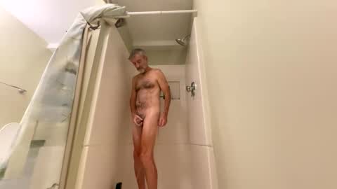 Snapshot of viking6man chatting on January 1, 12:44 pm Richard Flasher online show from January 1, 12:44 pm