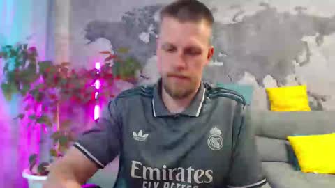 vikingchrisss online show from June 7, 10:30 am