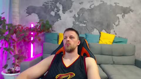 vikingchrisss online show from July 13, 10:51 am