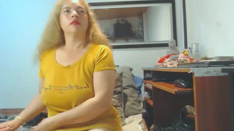 Snapshot of vikktoriaaa chatting on December 31, 9:21 am VIKKKTORIAAA online show from December 31, 9:21 am