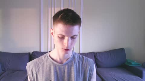 Max online show from December 7, 1:18 pm