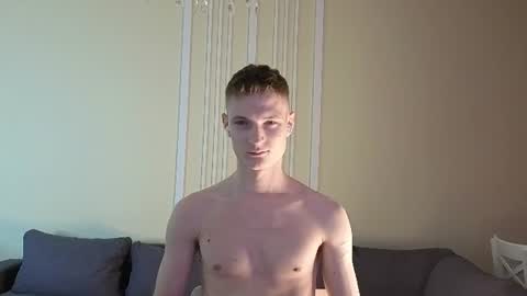 Max online show from July 23, 6:06 pm