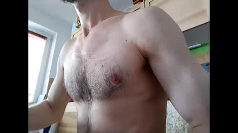 Snapshot of viktor26a chatting on May 24, 12:10 pm Victor online show from May 24, 12:10 pm