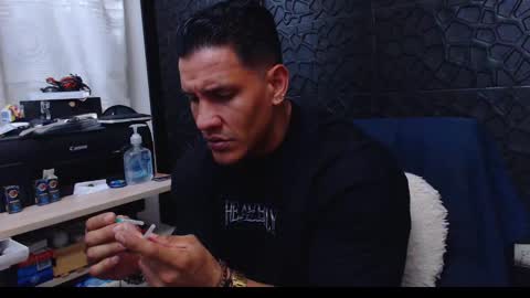 Viktor Herrera online show from January 26, 11:18 pm