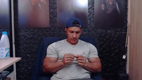 Viktor Herrera online show from March 24, 6:13 pm