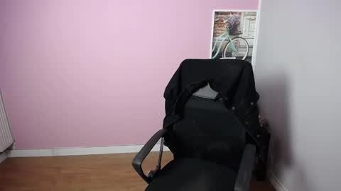 Snapshot of viktoria_lovely chatting on March 11, 6:21 am viktoria_lovely online show from March 11, 6:21 am