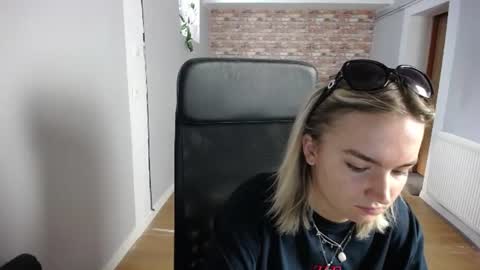 viktoria_lovely online show from July 29, 7:06 am