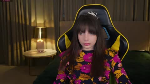 Alisa online show from December 5, 11:05 am