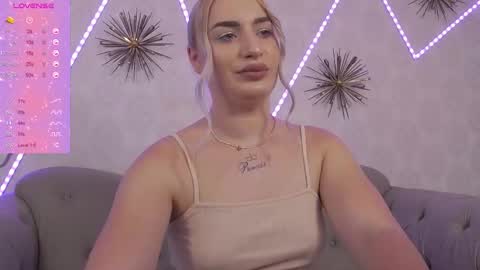 Viktoria online show from September 19, 3:02 pm