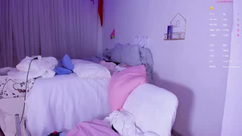 viktoriakiss online show from February 15, 3:42 am