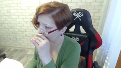 vikualex69 online show from November 24, 7:19 am