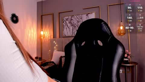 Victoria online show from April 1, 9:12 pm