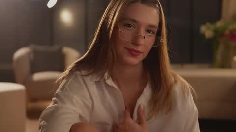 Lana online show from November 7, 12:16 pm