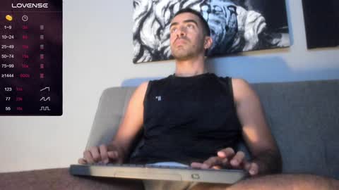 Snapshot of vince_colin chatting on December 23, 11:14 am VINCE online show from December 23, 11:14 am