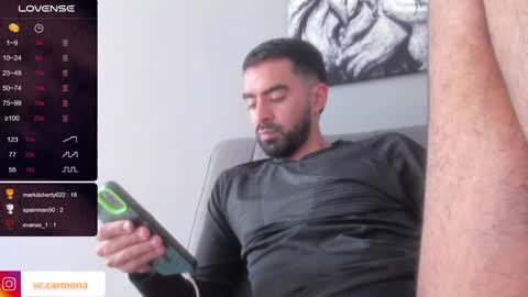 Snapshot of vince_colin chatting on January 19, 6:00 pm VINCE online show from January 19, 6:00 pm