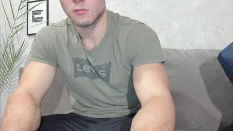 Vincent.  uncut 18cm online show from December 22, 2:16 pm