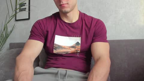 Vincent.  uncut 18cm online show from January 1, 1:27 pm