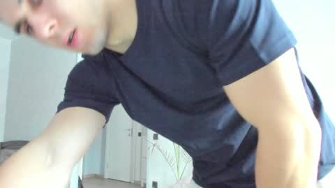 Vincent.  uncut 18cm online show from January 9, 9:16 am