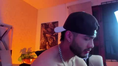 Vincent online show from February 2, 4:55 am