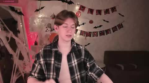 Vincent online show from November 2, 7:00 am