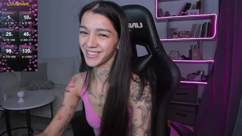 vinkitinkii online show from December 24, 9:39 am