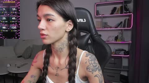 vinkitinkii online show from January 13, 9:41 am