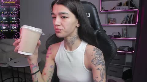 vinkitinkii online show from January 26, 6:28 am