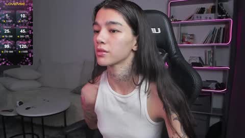 vinkitinkii online show from January 26, 9:29 am