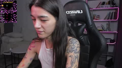 vinkitinkii online show from January 29, 10:05 am