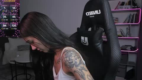 vinkitinkii online show from January 31, 10:10 am