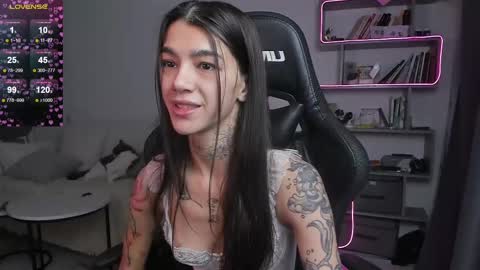 vinkitinkii online show from February 14, 6:45 am