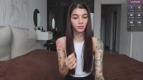 vinkitinkii online show from October 29, 7:32 am